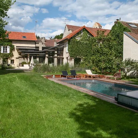 Le Clos De Gally 3*